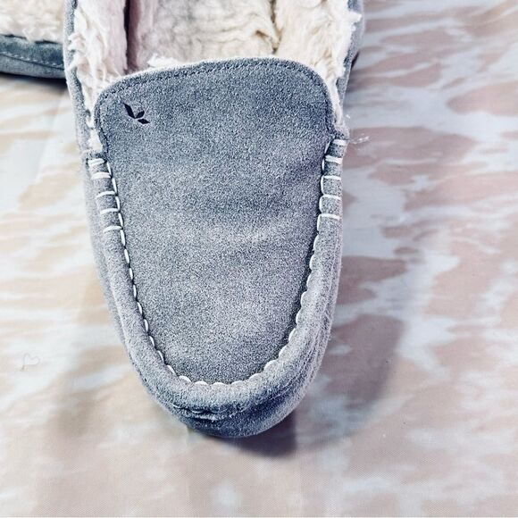 Kookaburra Slippers By Uggs - Picture 13 of 13